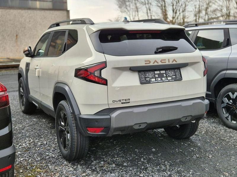 Neu Dacia Duster Extreme 109 PS (80 kW) 2026 Beige SUV