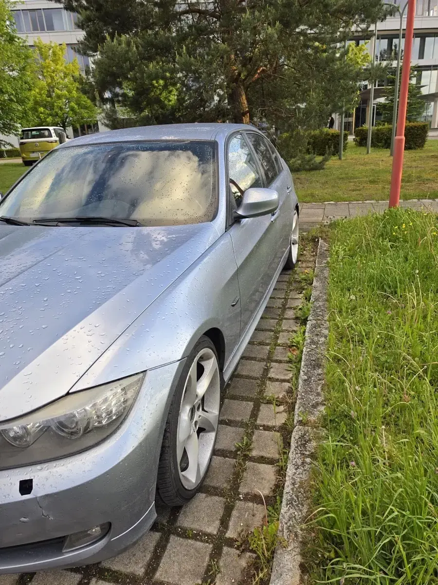 Gebraucht BMW 320 163 PS (119 kW) 2010 Limousine