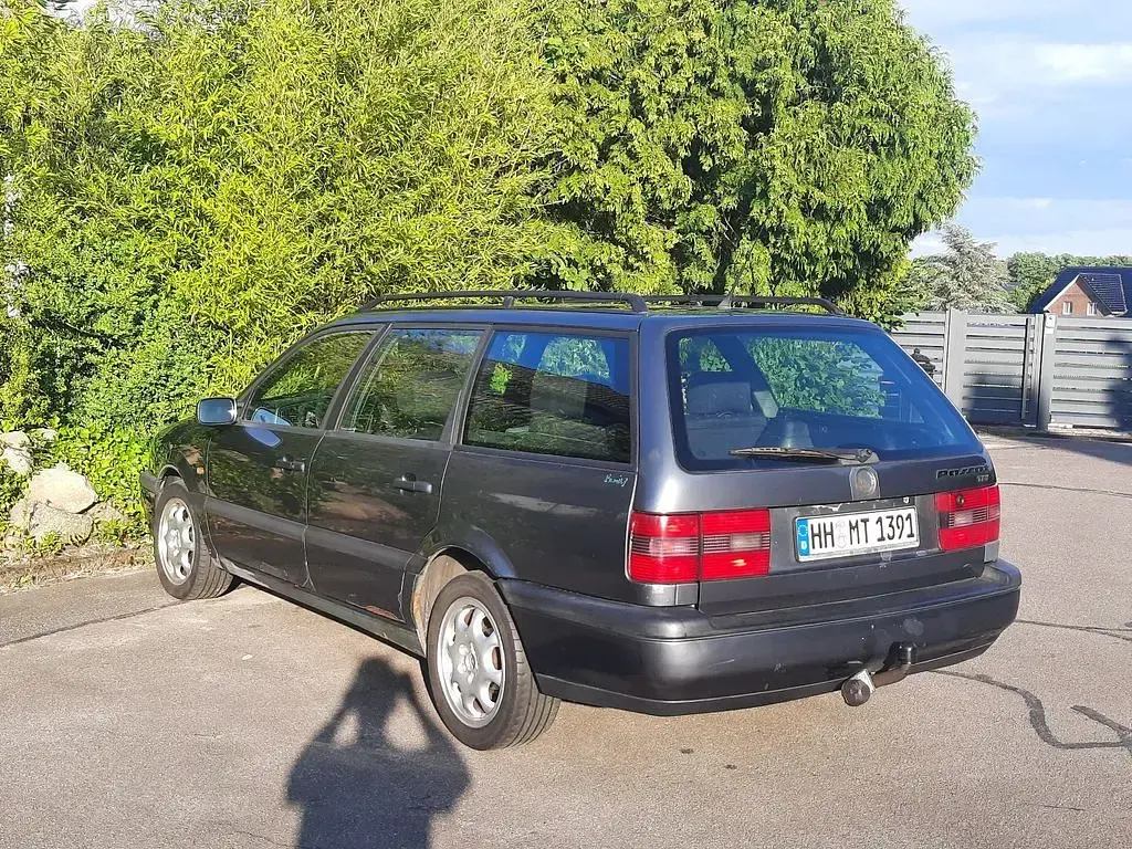 Gebraucht VW Passat Family 90 PS (66 kW) 1994 Grau Kombi