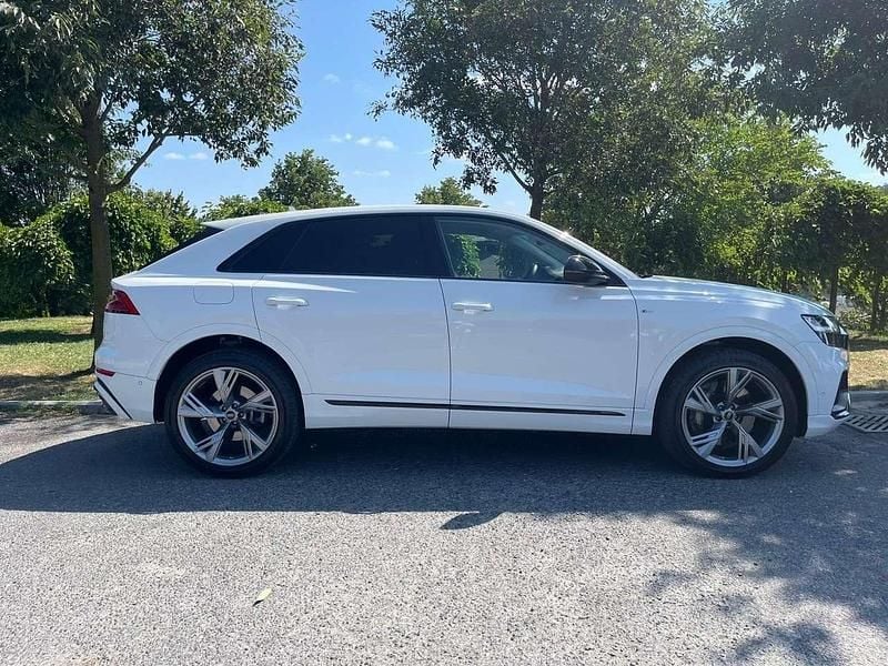 Second-hand Audi Q8 340 CP (250 kW) 2021 SUV