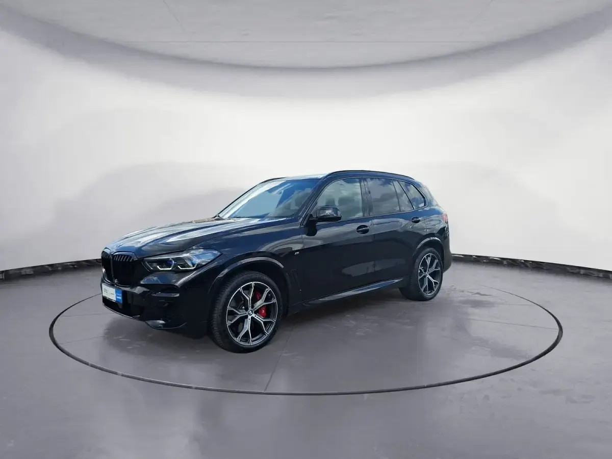 Gebraucht BMW X5 Performance 530 PS (389 kW) 2023 Schwarz SUV
