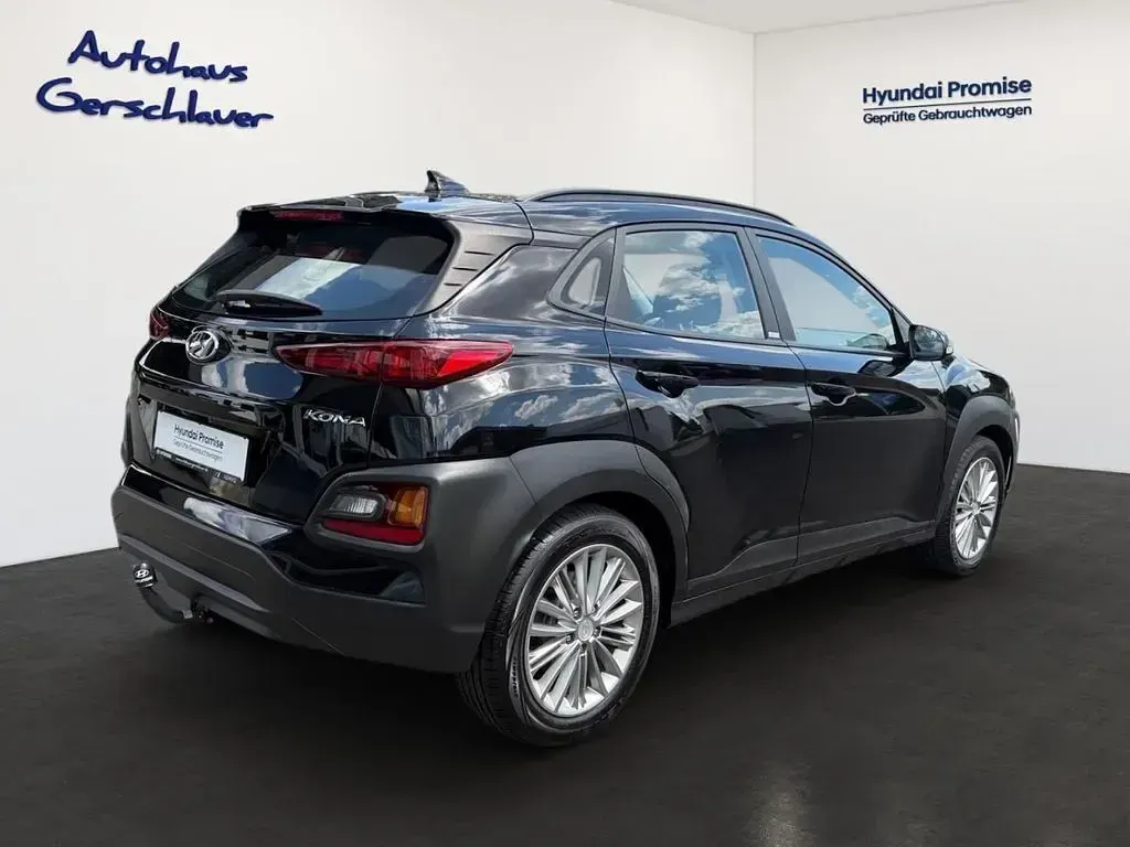Gebraucht Hyundai Kona Comfort 177 PS (130 kW) 2020 Schwarz SUV