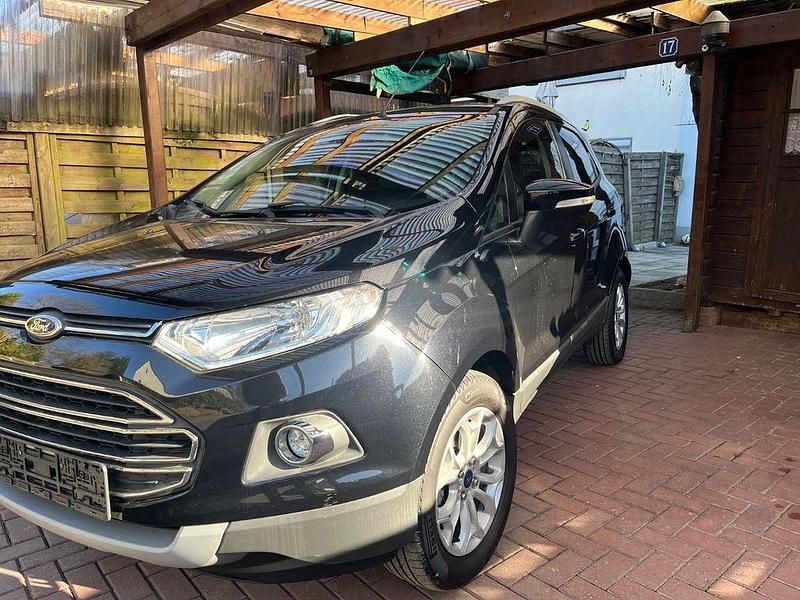 Gebraucht Ford Ecosport Titanium 125 PS (91 kW) 2015 Schwarz SUV