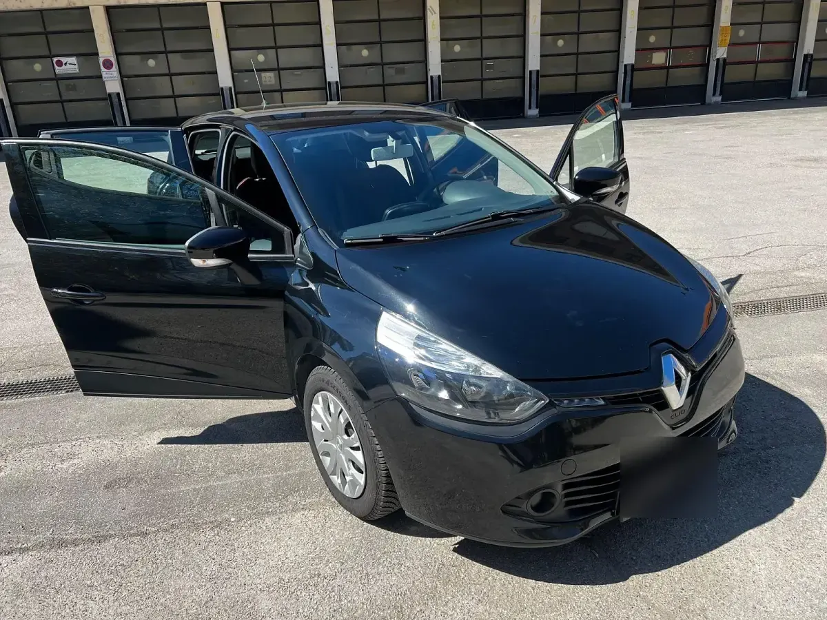 Gebraucht Renault Clio Dynamique 73 PS (53 kW) 2014 Schwarz Kleinwagen