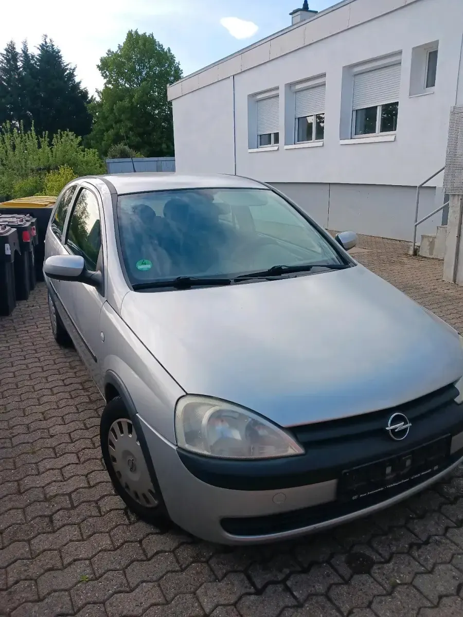 Second-hand Opel Corsa 2001 Argintiu Hatchback