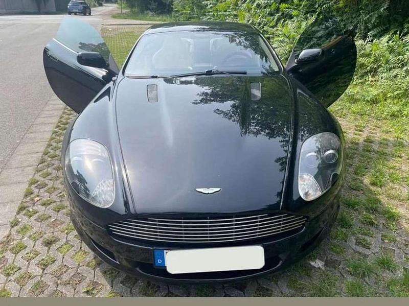 Schwarz Gebraucht 2005 Aston Martin DB9 Coupé | 35.999 € - Bild 1/4