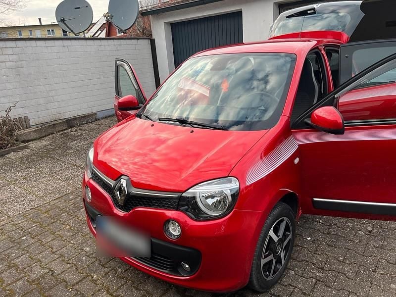 Gebraucht Renault Twingo 90 PS (66 kW) 2015 Rot Kleinwagen