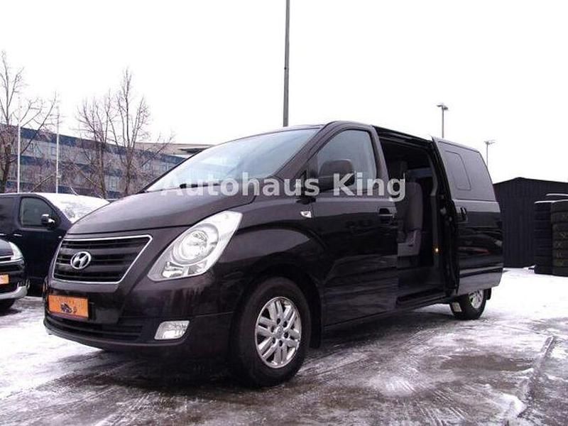 Gebraucht Hyundai H-1 170 PS (125 kW) 2017 Java espresso Van / Kleinbus