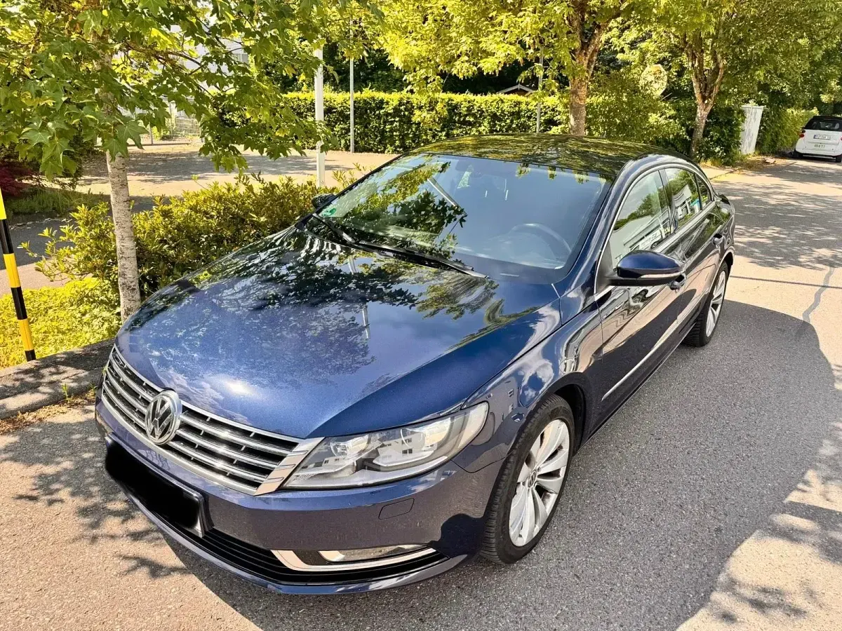 Gebraucht VW Passat 211 PS (155 kW) 2013 Blau Limousine