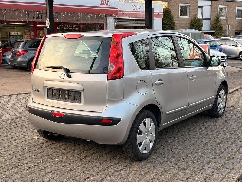 Gebraucht Nissan Note Acenta 110 PS (80 kW) 2007 Silber Limousine