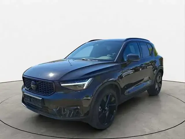 Gebraucht Volvo XC40 Plus 163 PS (119 kW) 2025 Schwarz SUV