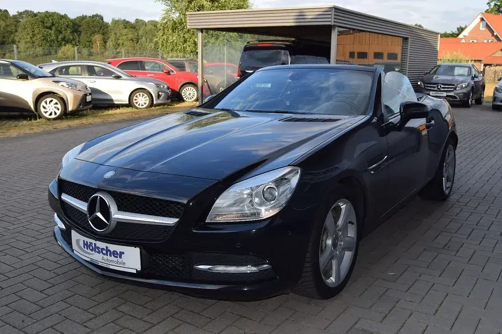 Gebraucht Mercedes SLK200 AMG Edition 1 184 PS (135 kW) 2011 Schwarz Cabrio