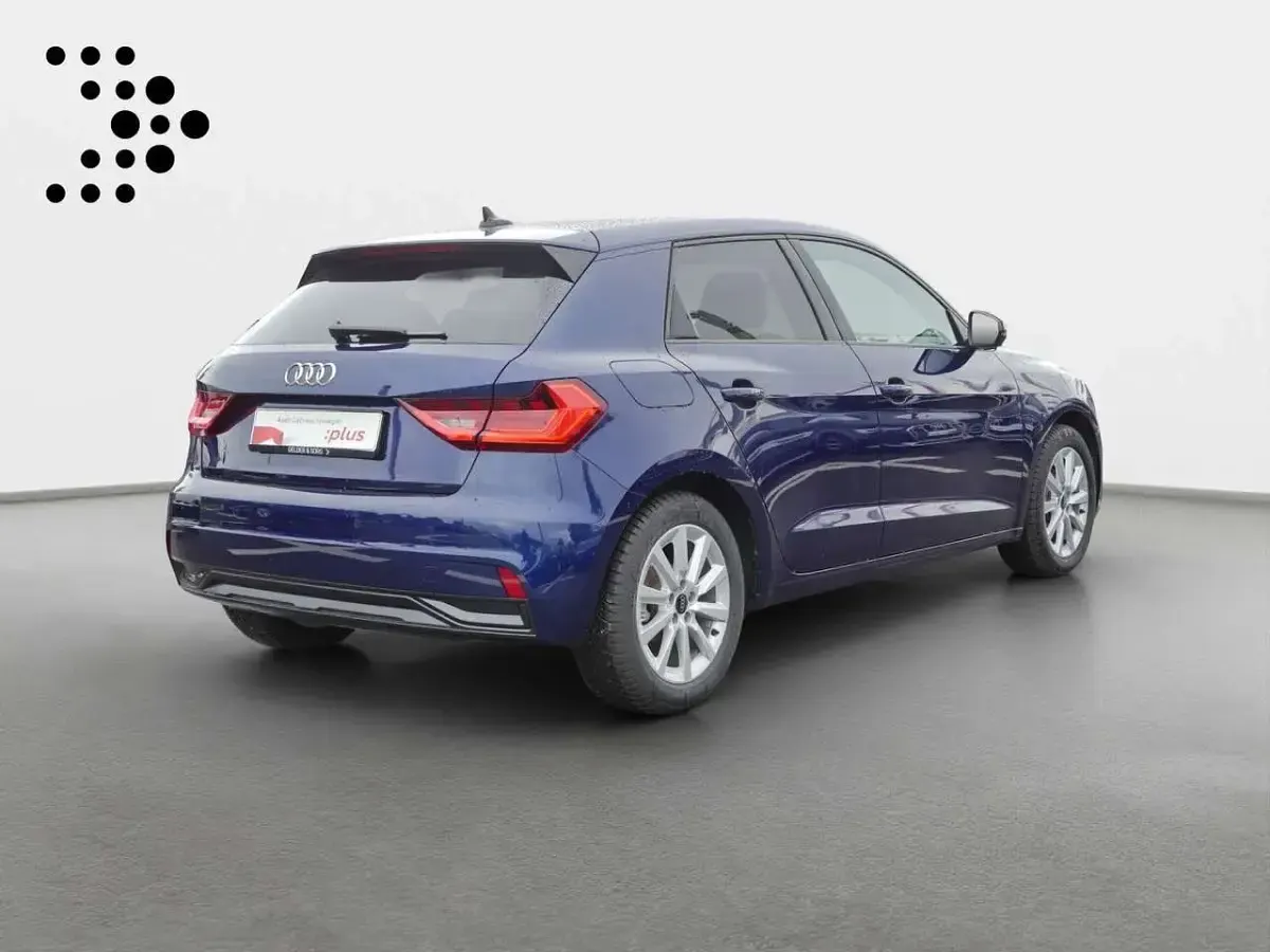 Gebraucht Audi A1 S-Line 150 PS (110 kW) 2025 Navarrablau metallic SUV