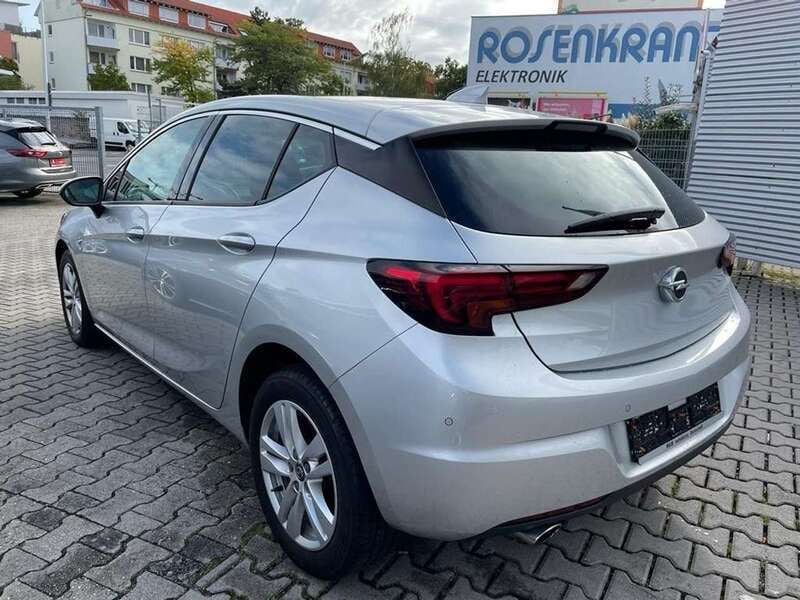 Gebraucht Opel Astra Innovation 160 PS (117 kW) 2018 Silber Limousine