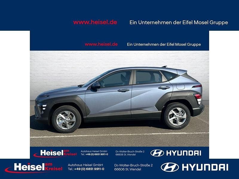 Neu Hyundai Kona Select 128 PS (94 kW) 2025 Blau SUV