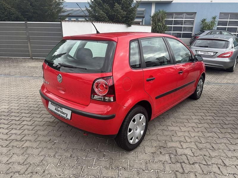 Gebraucht VW Polo 54 PS (39 kW) 2006 Rot Limousine