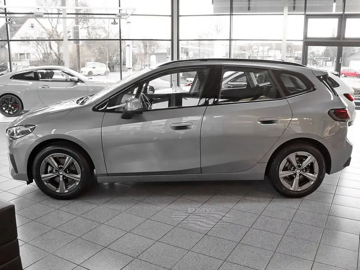 Gebraucht BMW 218 Comfort Edition 136 PS (100 kW) 2024 Skyscraper grau Coupé