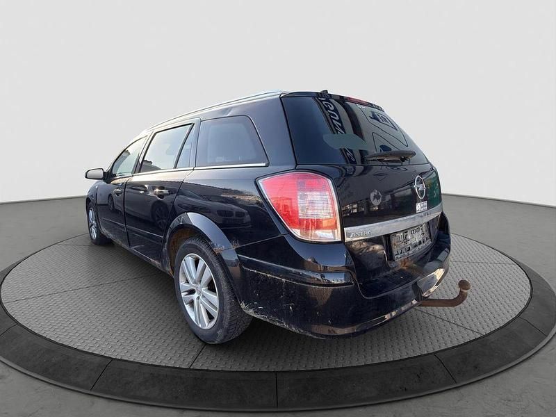 Gebraucht Opel Astra Sport 116 PS (85 kW) 2008 Schwarz Limousine