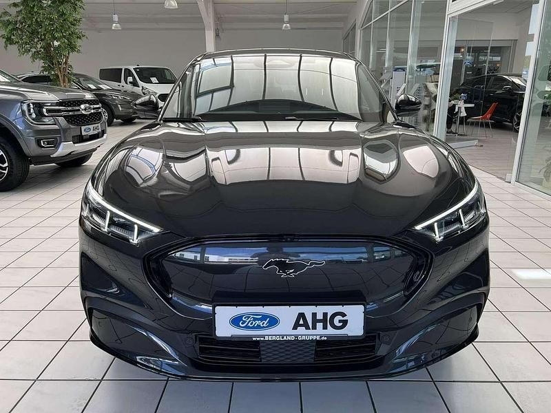 Gebraucht Ford Mustang Mach-E Premium 197 kW (269 PS) 2023 Dark matter grau metallic SUV