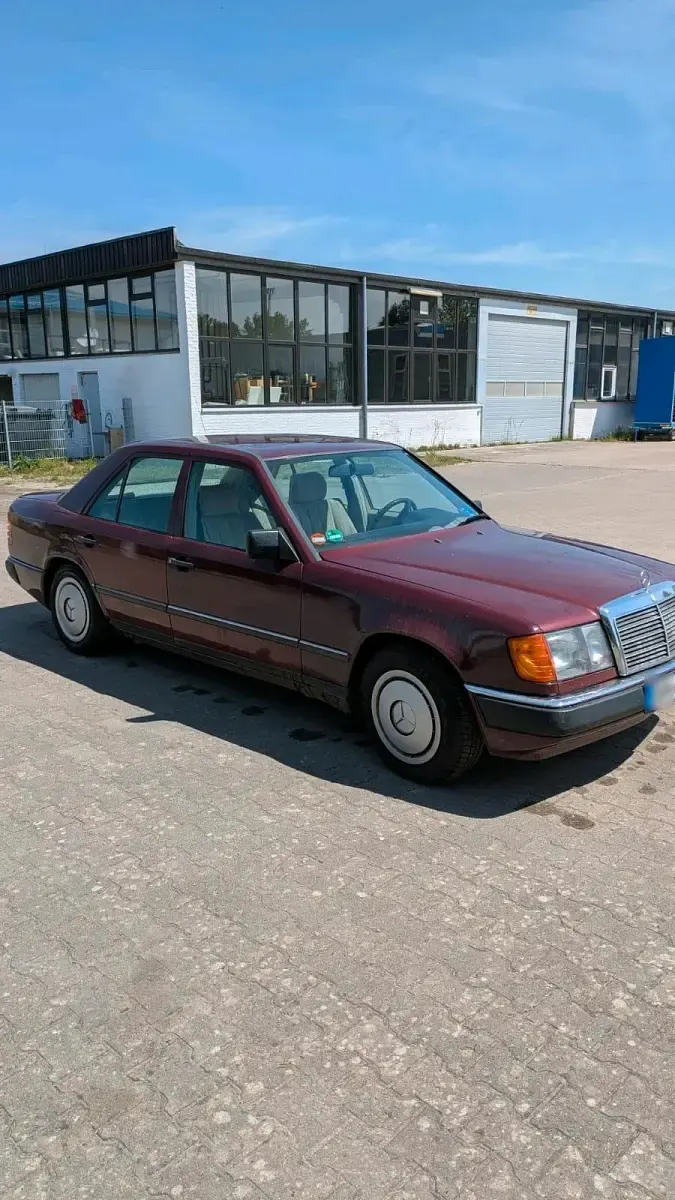Usata Mercedes E230 1987 Rosso Berlina