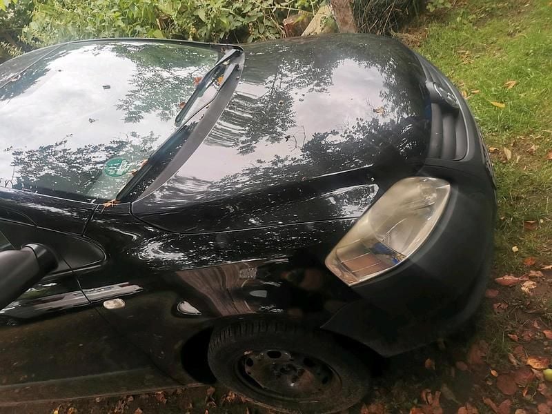 Schwarz Gebraucht 2006 VW Fox Kleinwagen | 1.200 € (Fairer Preis) - Bild 1/4