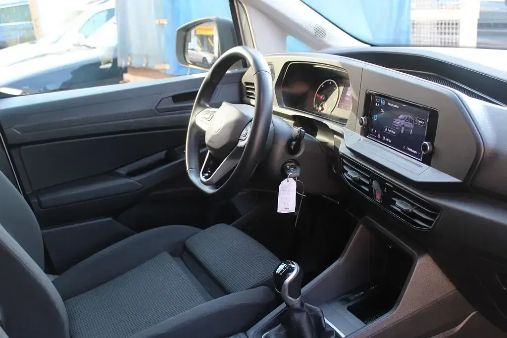 Gebraucht VW Caddy 122 PS (89 kW) 2023 Silber Van / Kleinbus