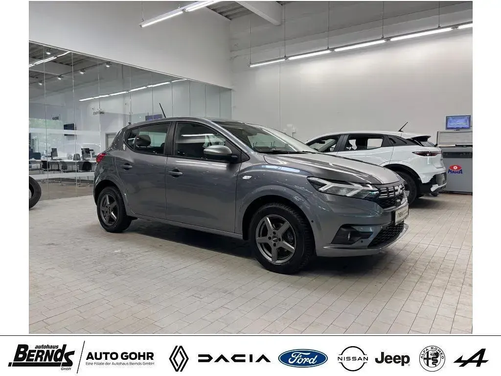 Gebraucht Dacia Sandero Expression 91 PS (66 kW) 2025 Grau Kleinwagen