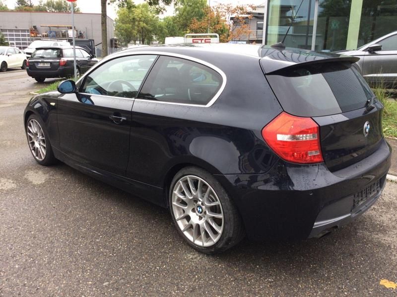 Schwarz Gebraucht 2007 BMW 118 Coupé Sport Line Coupé | 4.600 € (Etwas zu teuer) - Bild 1/4