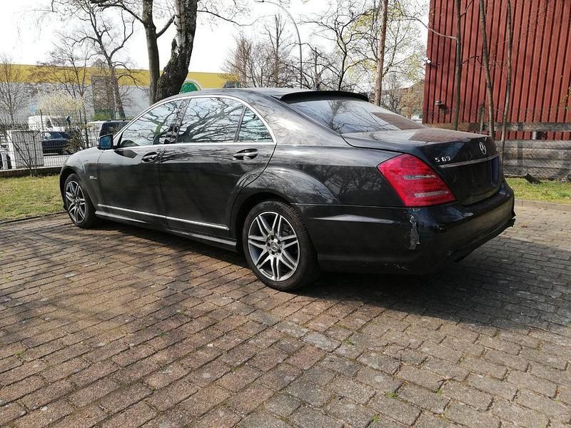 Gebraucht Mercedes S320 Executive 211 PS (155 kW) 2008 Schwarz Limousine