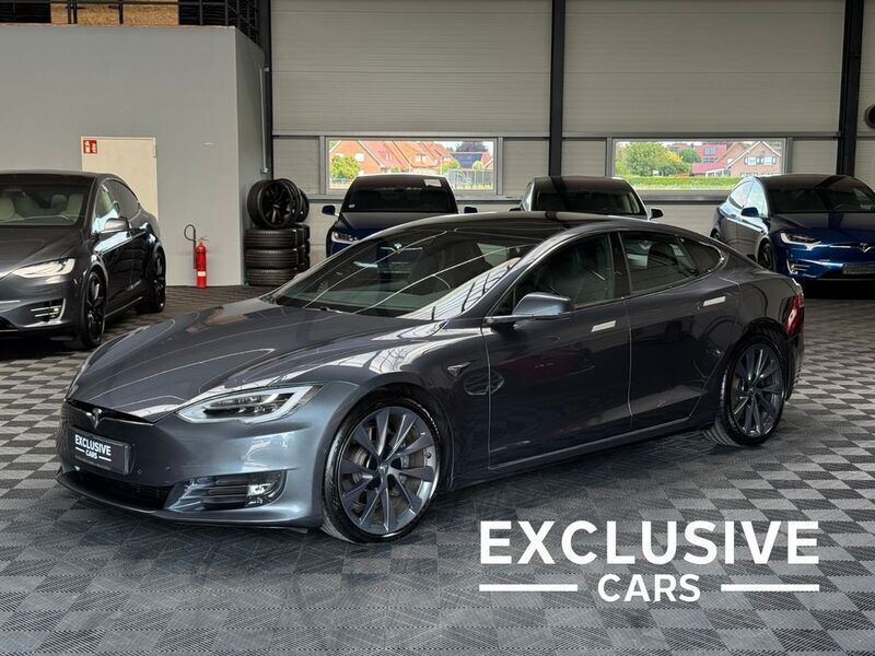 Grau Gebraucht 2020 Tesla Model S Long Range Limousine | 42.750 € (Etwas zu teuer) - Bild 1/4