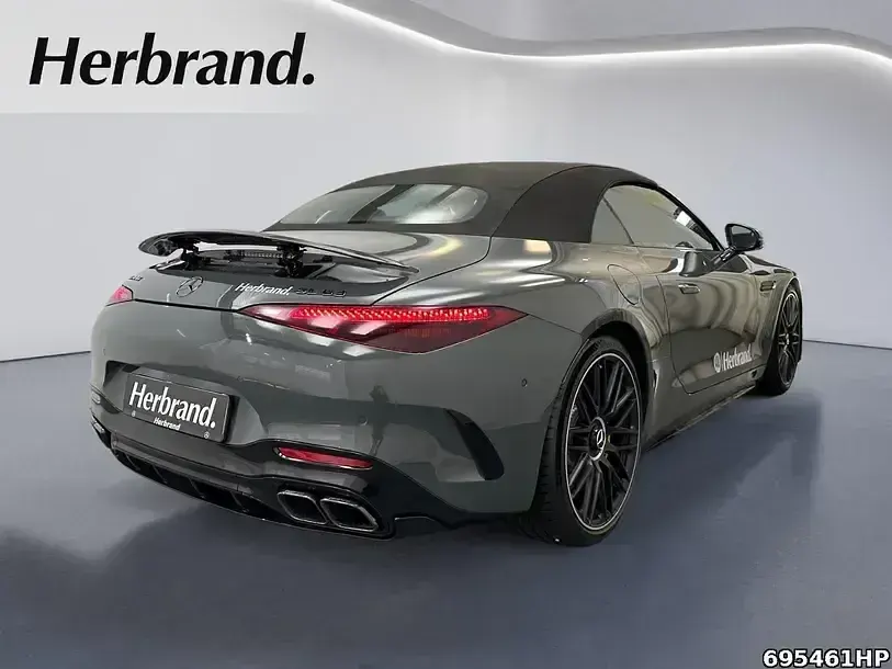 Gebraucht Mercedes SL63 AMG Premium Plus 585 PS (430 kW) 2026 Manufaktur lack manufaktur sil Cabrio