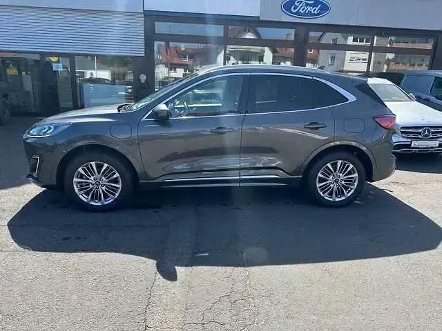 Gebraucht Ford Kuga Vignale 224 PS (164 kW) 2023 Magneticgrau SUV