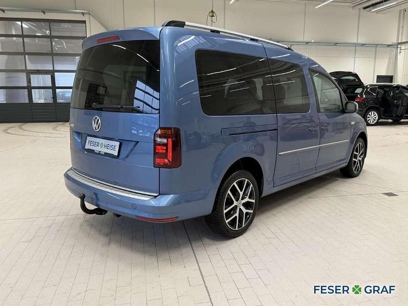 Gebraucht VW Caddy Highline 102 PS (75 kW) 2020 Acapulcoblau metallic Van / Kleinbus