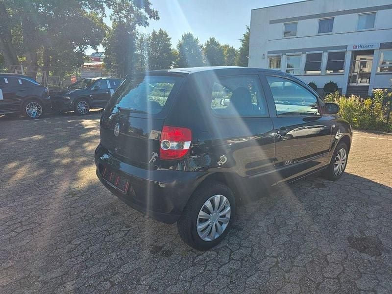 Usata VW Fox 54 CV (39 kW) 2005 Nero Utilitaria
