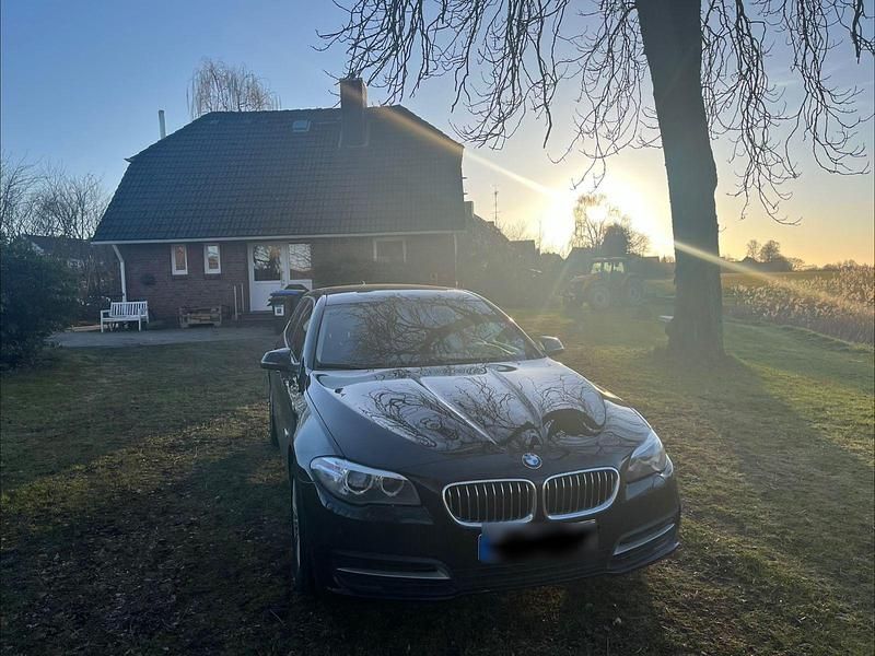 Gebraucht BMW 520 184 PS (135 kW) 2014 Schwarz Kombi