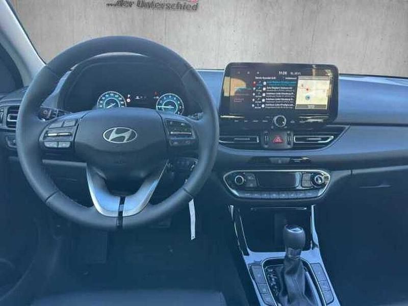 Neu Hyundai i30 140 PS (102 kW) 2025 Schwarz Kombi