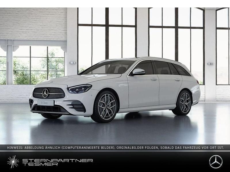 Weiß Gebraucht 2021 Mercedes E220 AMG Limousine | 37.490 € (Fairer Preis) - Bild 1/3