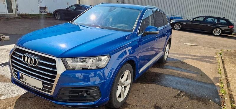 Gebraucht Audi Q7 Premium 218 PS (160 kW) 2017 Blau SUV