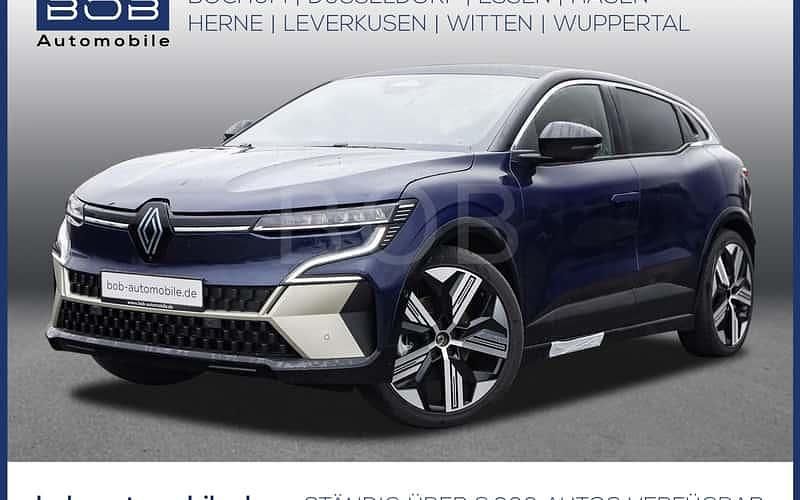 Blau Gebraucht 2024 Renault Mégane Iconic Limousine | 39.777 € (Teuer) - Bild 1/4