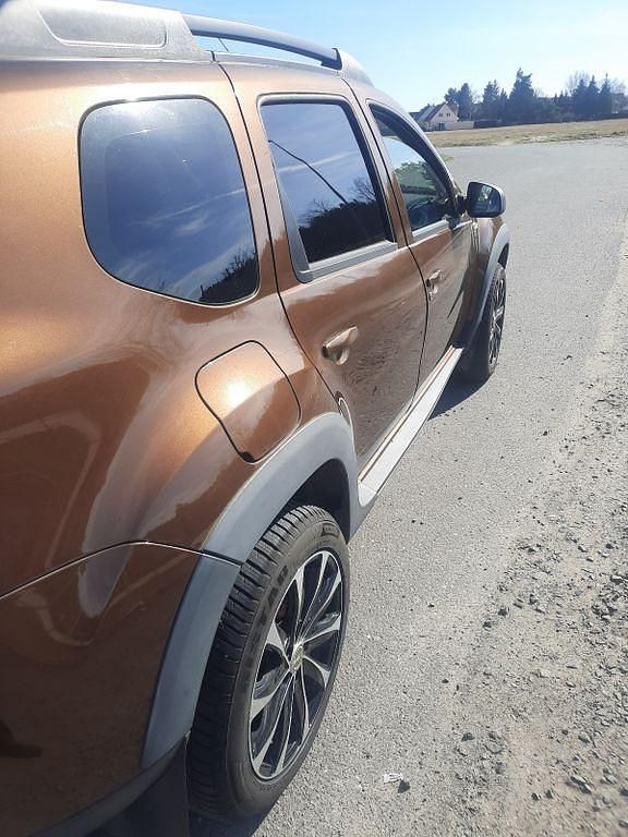 Gebraucht Dacia Duster Essentiel 114 PS (83 kW) 2013 Braun SUV