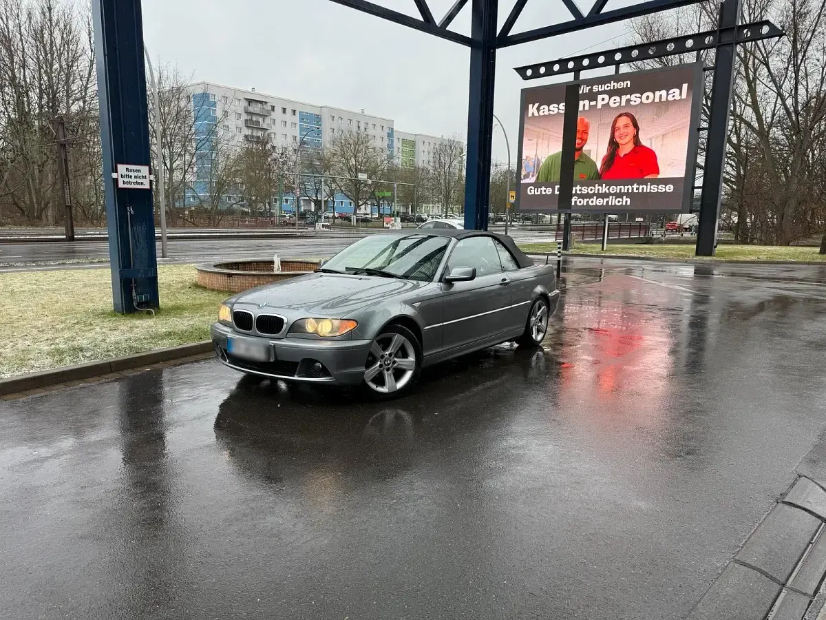Gebraucht BMW 318 Cabriolet 147 PS (108 kW) 2003 Grau Cabrio