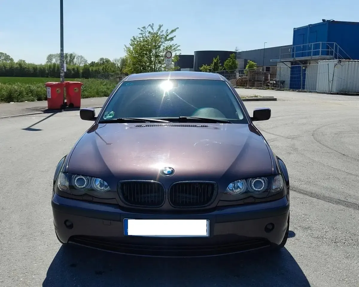 Second-hand BMW 318 143 CP (105 kW) 2002 Mov Berlinǎ