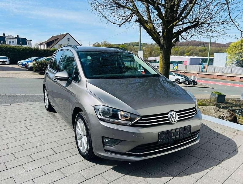 Gebraucht VW Golf Allstar 110 PS (80 kW) 2016 Grau SUV