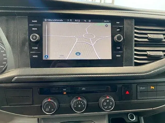 Gebraucht VW T6.1 110 PS (80 kW) 2023 Silber Van
