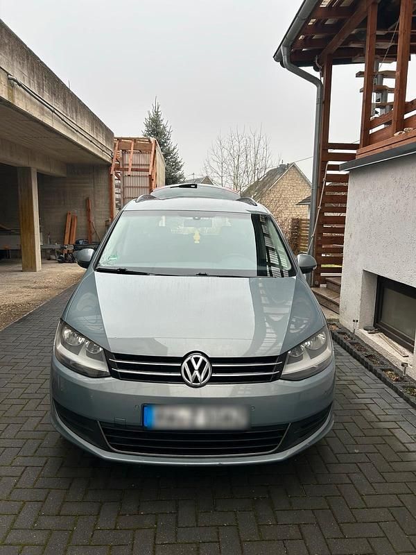 Gebraucht VW Sharan 140 PS (102 kW) 2010 Silber Van / Kleinbus