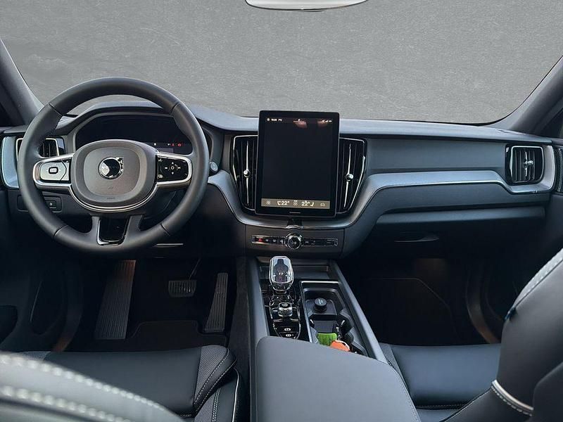 Gebraucht Volvo XC60 Plus 455 PS (334 kW) 2025 Weiß SUV