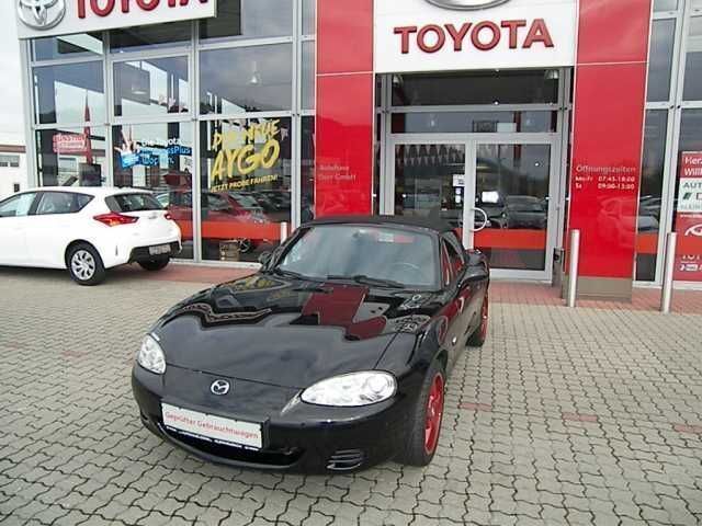Schwarz Gebraucht 2004 Mazda MX5 Cabrio | 5.950 € (Fairer Preis) - Bild 1/4