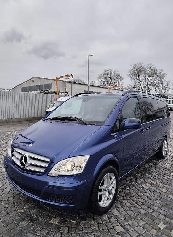 Gebraucht Mercedes Viano Edition 224 PS (164 kW) 2012 Blau Van / Kleinbus