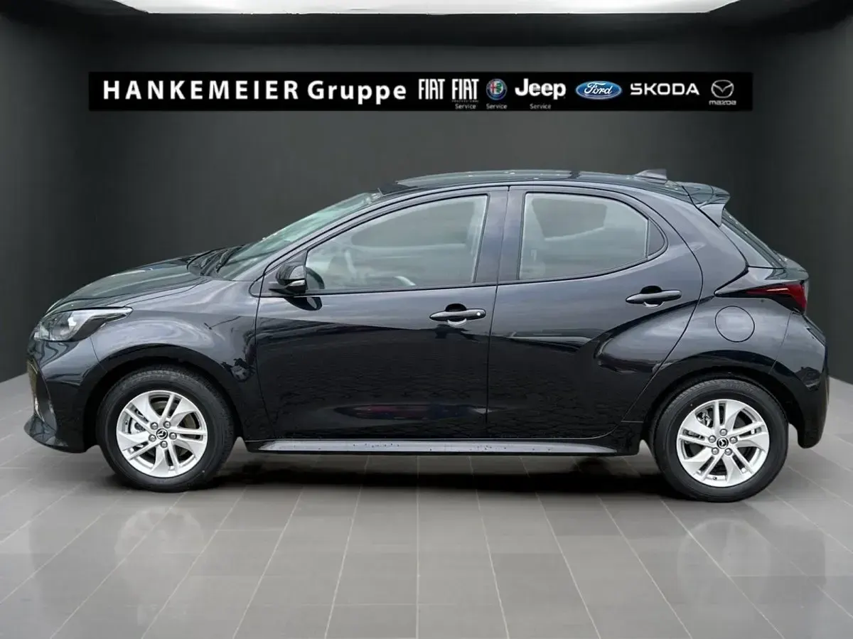 Gebraucht Mazda 2 Center-Line 116 PS (85 kW) 2025 Schwarz Kleinwagen