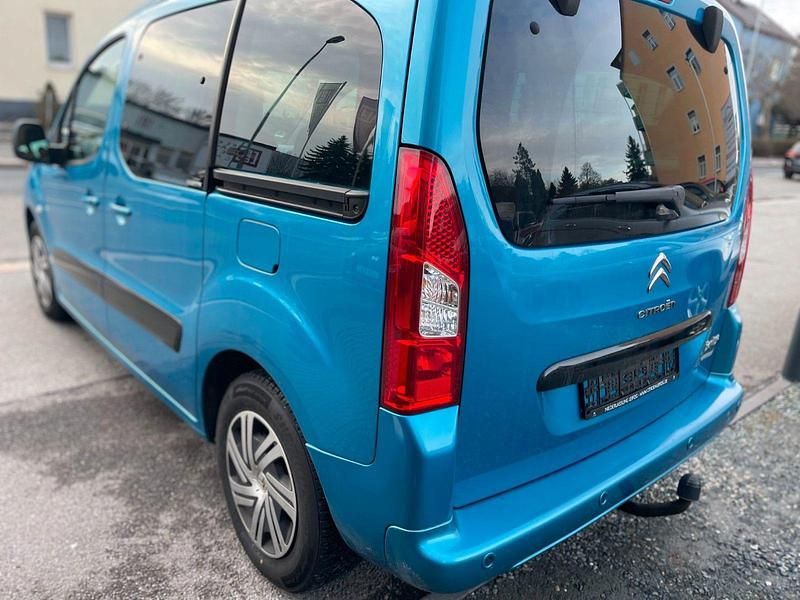 Gebraucht Citroën Berlingo Exclusive 92 PS (67 kW) 2013 Blau Van / Kleinbus